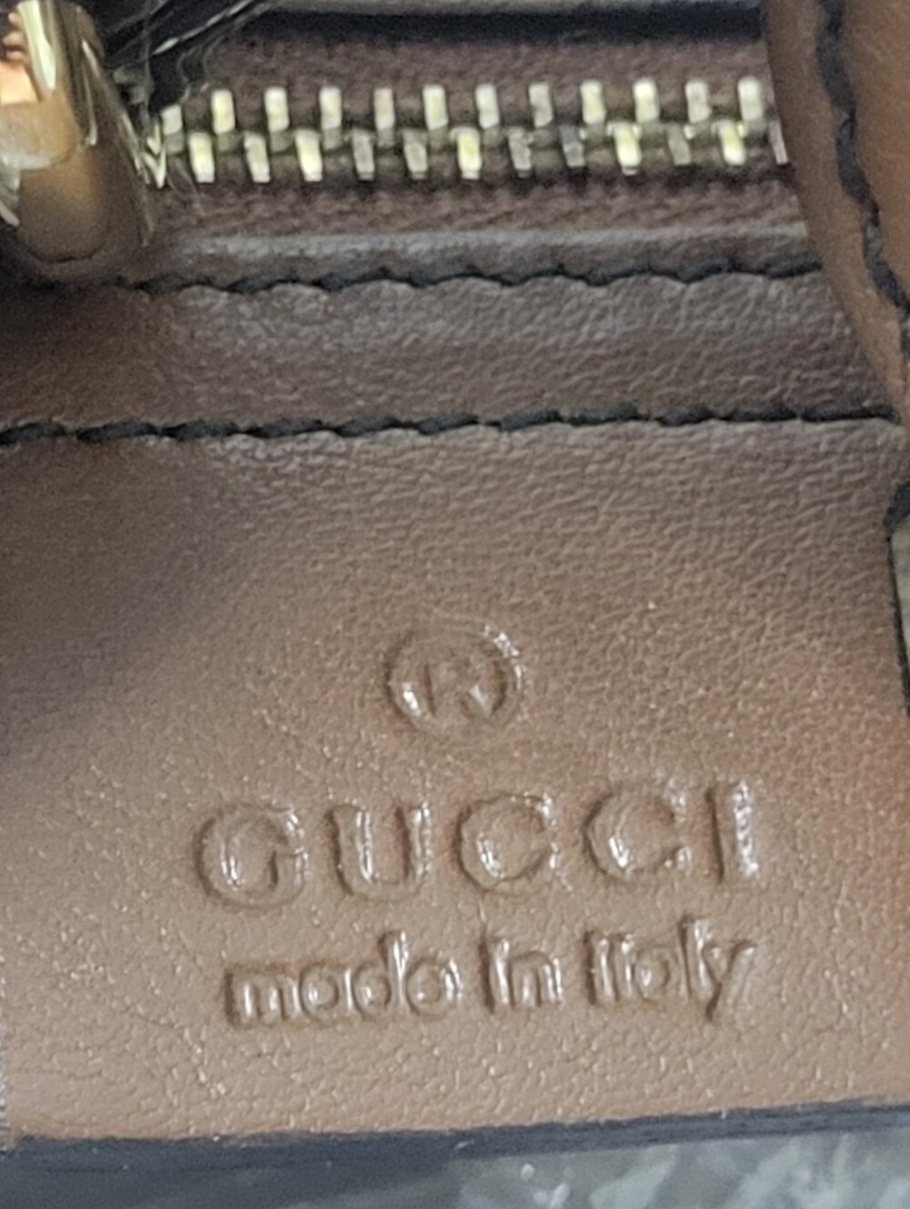 🎋Gucci Guccissima Emily Shoulder Bag - Picture 10 of 15